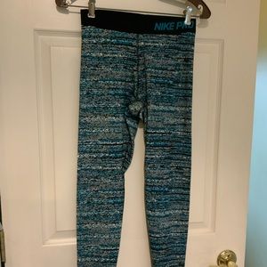 Nike pro work out leggings